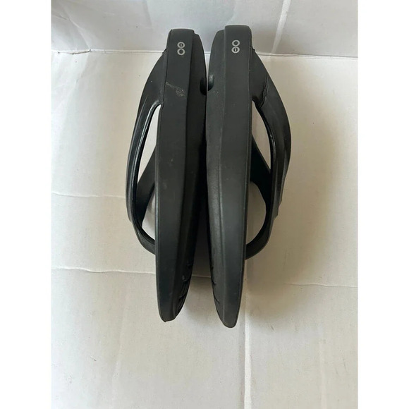 OOFOS Women’s Recovery Thong Sandals Black W9 - Picture 3 of 10